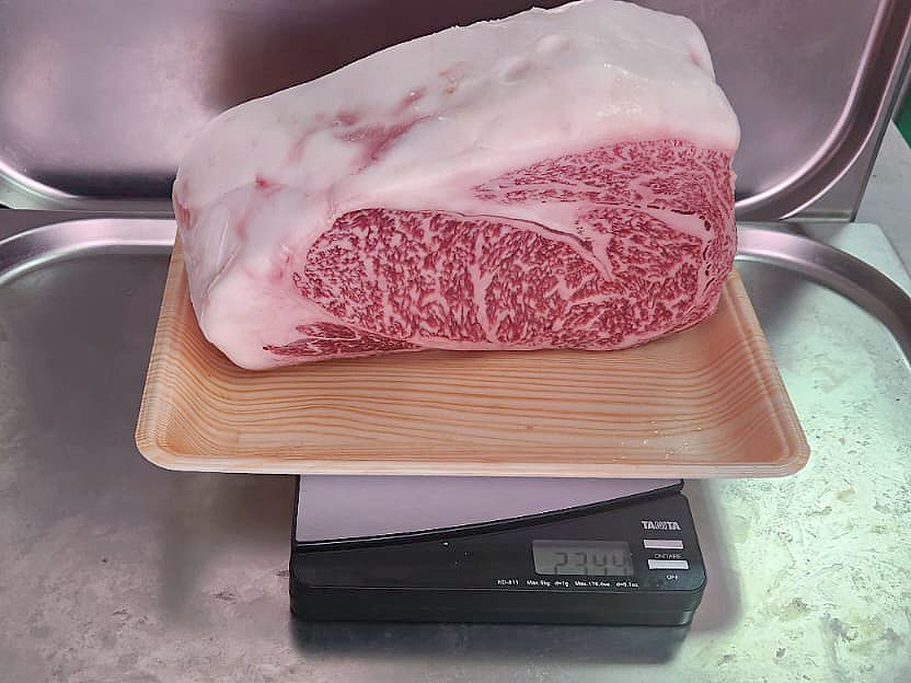 WHOLESALE A5 Kagoshima Striploin 2.3+kg block