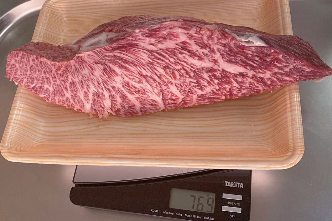 A5 ザブトン ブロック 769g /A5 Wagyu Zabuton Block 769g